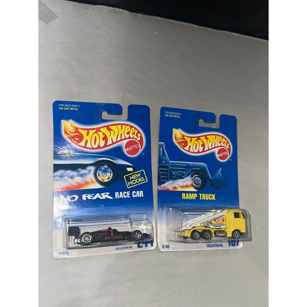 Vintage Hot Wheels No Fear Race Car 244 & Ramp Truck 187 Diecast Lot 1991 Mattel